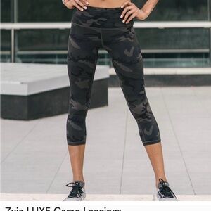 Zyia LUXE Camo Leggings